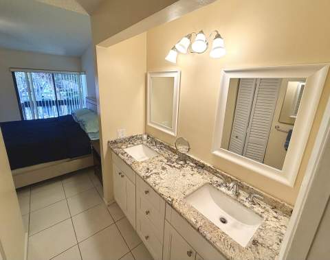 5055 Oakhill Lane #221, Delray Beach FL - photo 20 of 52