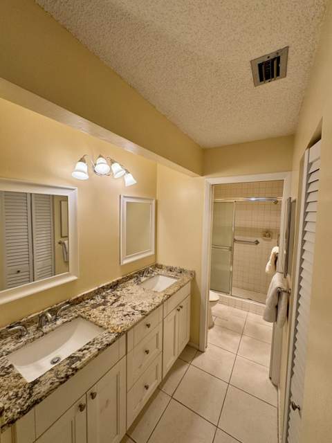 5055 Oakhill Lane #221, Delray Beach FL - photo 19 of 52