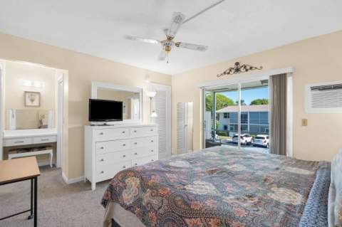 740 W Horizons W #203, Boynton Beach FL - photo 22 of 41