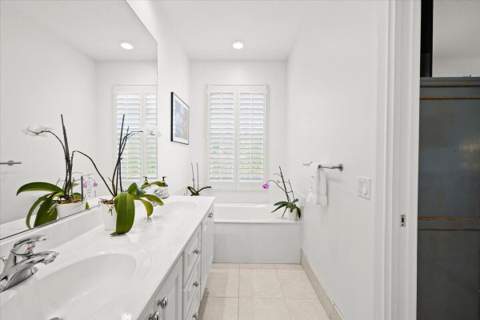 142 Santa Barbara Way, Palm Beach Gardens FL - photo 20 of 43