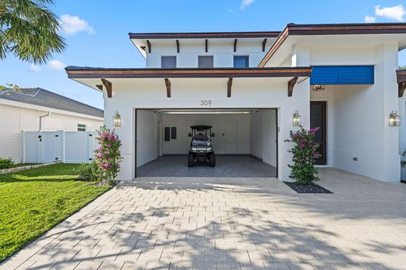 5 bedroom Single Family Residence at 309 Claremont Lane, Palm Beach Shores, West Palm Beach — photo 4
