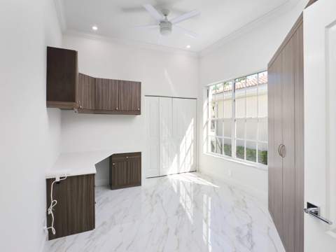 8186 Quail Meadow Way, West Palm Beach FL - photo 11 of 32