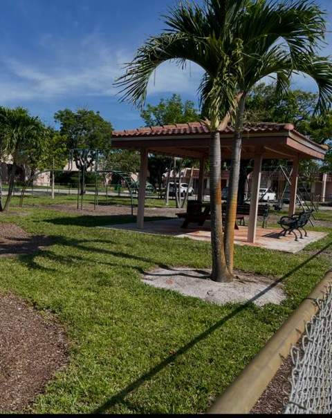 54 Matador Lane, Davie FL - photo 23 of 43