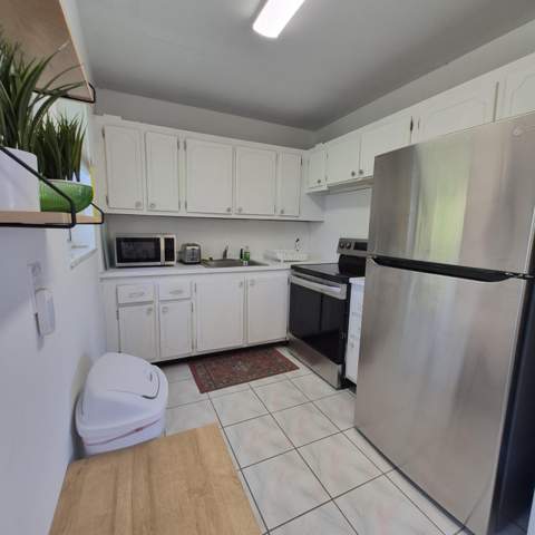 101 Northampton F, West Palm Beach FL - photo 7 of 27