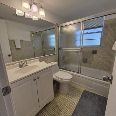 101 Northampton F, West Palm Beach FL - photo 15 of 27