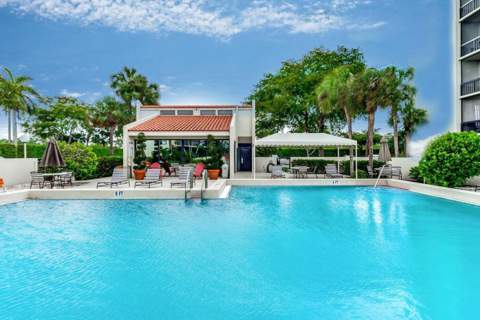 3050 Presidential Way #305, West Palm Beach FL - photo 20 of 23