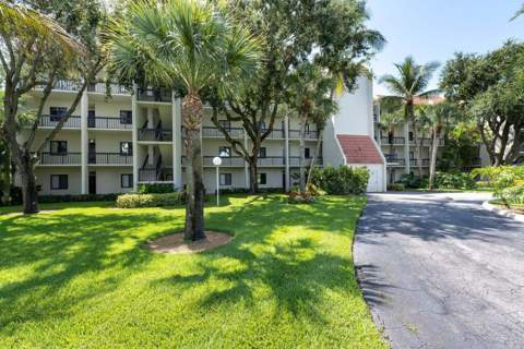 3050 Presidential Way #305, West Palm Beach FL - photo 22 of 23