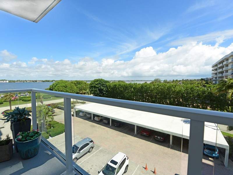 1 bedroom Condominium at 3450 S Ocean Boulevard #324, Patrician Of Palm Beach Condo, Palm Beach — photo 4
