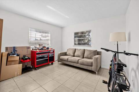 1549 SE Minorca Avenue, Port St. Lucie FL - photo 17 of 36