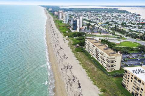 10310 S Ocean Drive #405, Jensen Beach FL - photo 9 of 32