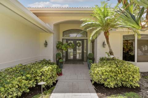 8667 Steeplechase Drive, Palm Beach Gardens FL - photo 9 of 128