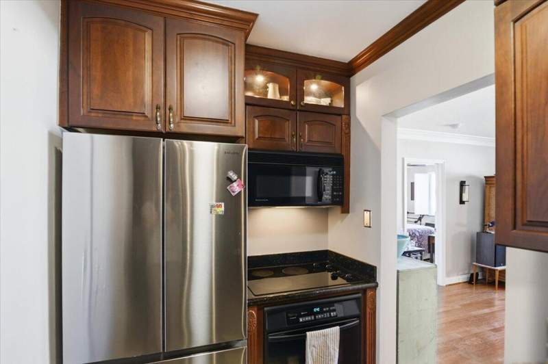 1 bedroom Stock Cooperative at 6261 NE 19th Avenue #1229, Georgian Court Apts North Co-Op, Fort Lauderdale — photo 2