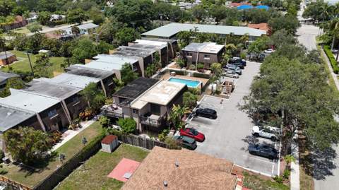 2520 Van Buren Street #16, Hollywood FL - photo 14 of 15