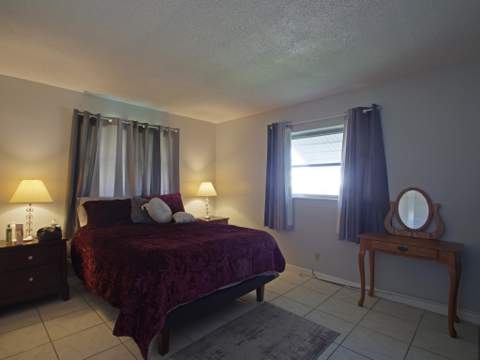 5813 NW 82nd Avenue, Tamarac FL - photo 15 of 27