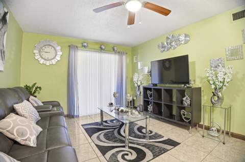 6074 Forest Hill Boulevard #101, West Palm Beach FL - photo 6 of 20