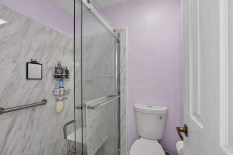 2097 Bonisle Circle, Riviera Beach FL - photo 18 of 36