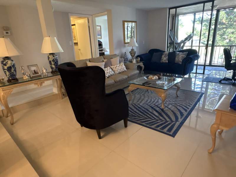 3 bedroom Condominium at 3730 Inverrary Drive #2t, International Village At, Lauderhill — photo 2