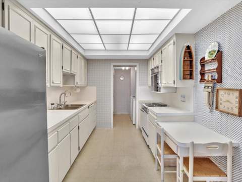 50 East Road #12f, Delray Beach FL - photo 23 of 55