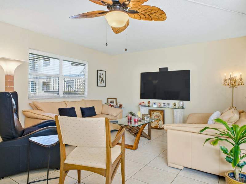 1 bedroom Condominium at 202 Brittany E, Kings Point Brittany Condos, Delray Beach — photo 5