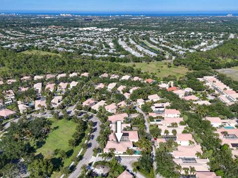 149 San Remo Drive, Jupiter FL - photo 18 of 81