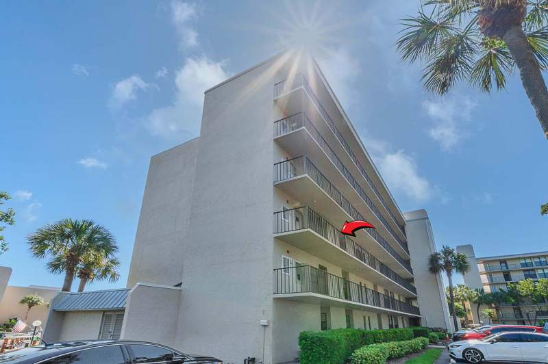 2 bedroom Condominium at 17 Royal Palm Way #3010, Boca Bayou Condo, Boca Raton — photo 2