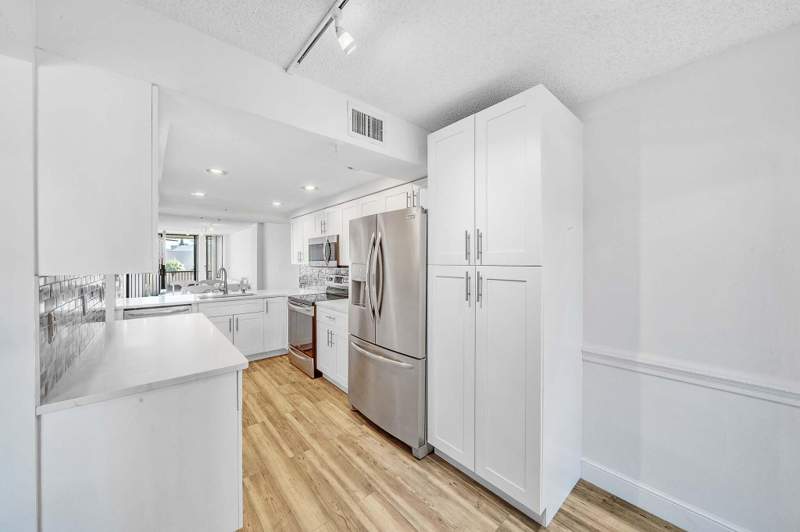 2 bedroom Condominium at 17 Royal Palm Way #3010, Boca Bayou Condo, Boca Raton — photo 5