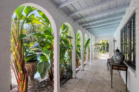 333 Murray Road, West Palm Beach FL - photo 8 of 32