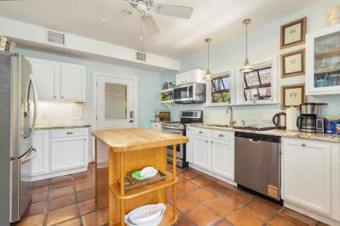 333 Murray Road, West Palm Beach FL - photo 13 of 32