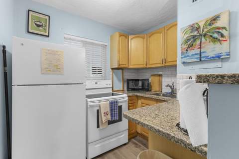 3225 NE 16th Street #9a, Pompano Beach FL - photo 7 of 22