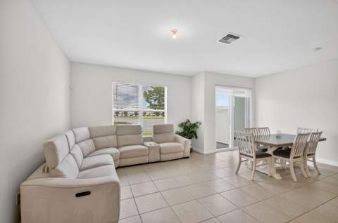 6933 N Harbours Edge Avenue, Lake Worth FL - photo 20 of 90