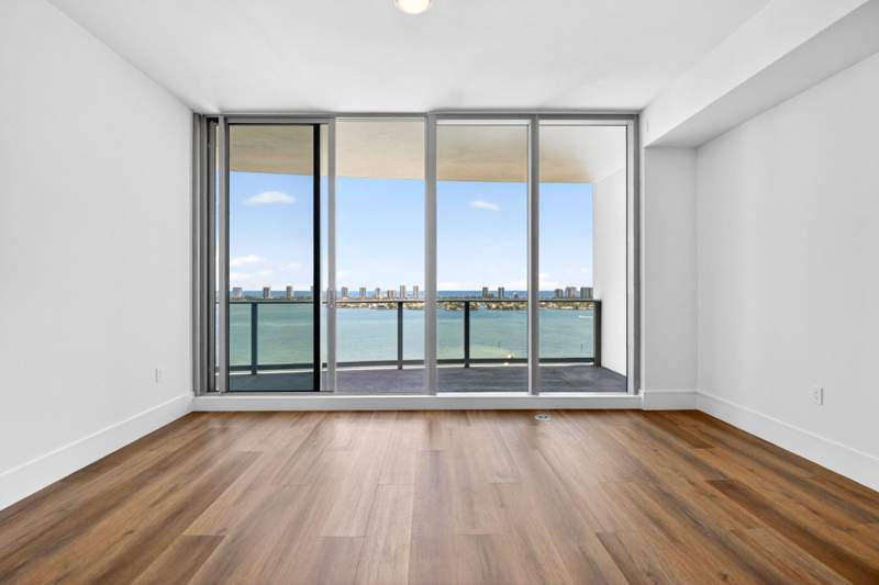 3 bedroom Condominium at 220 Lake Shore Drive #1808, Nautilus 220 , Lake Park — photo 5