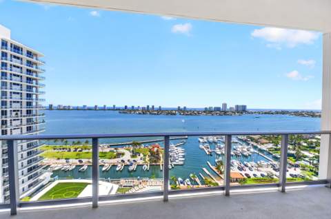 220 Lake Shore Drive #1808, Lake Park FL - photo 12 of 85