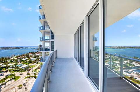 220 Lake Shore Drive #1808, Lake Park FL - photo 13 of 85