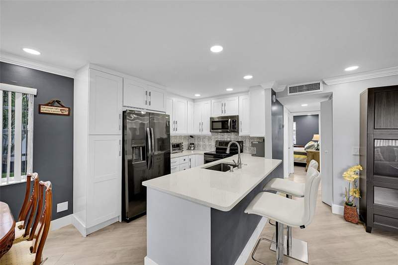 2 bedroom Condominium at 964 Normandy Trail #U, Kings Point Normandy Condos, Delray Beach — photo 5