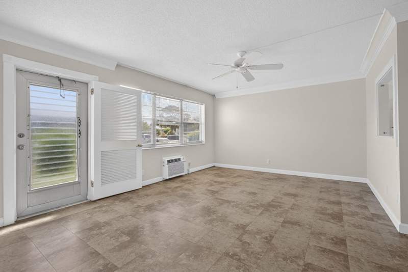 1 bedroom Condominium at 19 Hastings B, century village Hastings Condos, West Palm Beach — photo 3