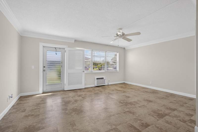 1 bedroom Condominium at 19 Hastings B, century village Hastings Condos, West Palm Beach — photo 4