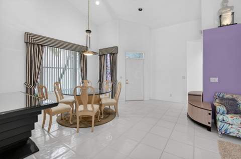 8223 Horseshoe Bay Road, Boynton Beach FL - photo 9 of 86