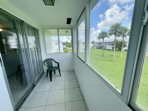 165 Coventry G, West Palm Beach FL - photo 7 of 14