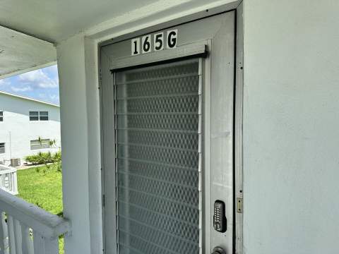 165 Coventry G, West Palm Beach FL - photo 9 of 14