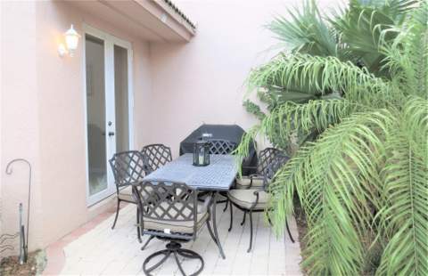 1900 Oceanwalk Lane #117, Lauderdale-By-The-Sea FL - photo 7 of 34