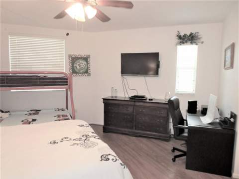 1900 Oceanwalk Lane #117, Lauderdale-By-The-Sea FL - photo 14 of 34