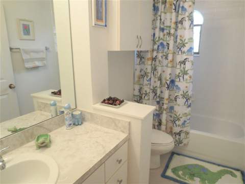 1900 Oceanwalk Lane #117, Lauderdale-By-The-Sea FL - photo 19 of 34