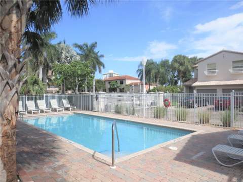 1900 Oceanwalk Lane #117, Lauderdale-By-The-Sea FL - photo 20 of 34