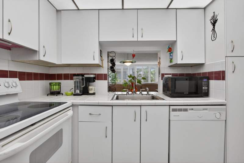 1 bedroom Condominium at 1170 N Federal Highway #305, East Point Towers Condo, Fort Lauderdale — photo 5