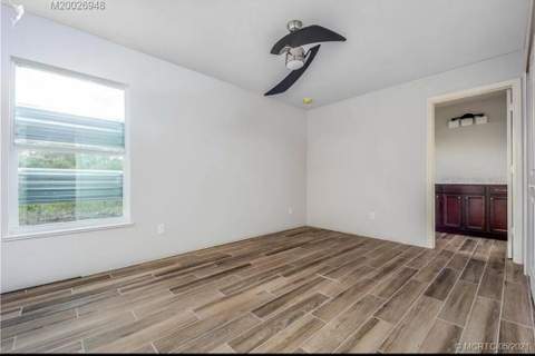 170 SW Pilsner Circle, Port St. Lucie FL - photo 8 of 33