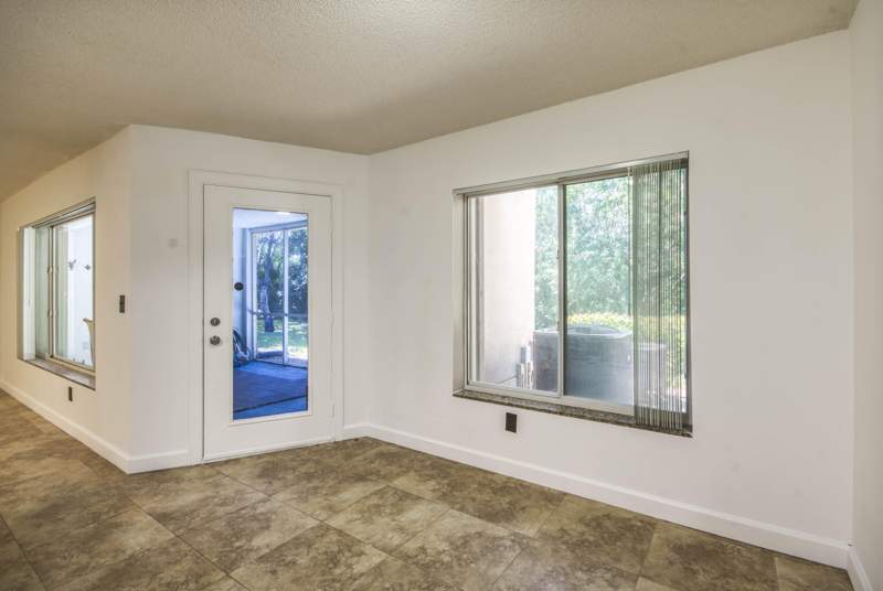 2 bedroom Condominium at 815 W Boynton Beach Boulevard #11-103, Casablanca Isles Condo, Boynton Beach — photo 2