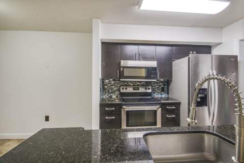 815 W Boynton Beach Boulevard #11-103, Boynton Beach FL - photo 7 of 19