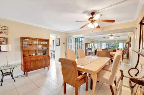 5715 Fairway Park Drive #201, Boynton Beach FL - photo 7 of 37