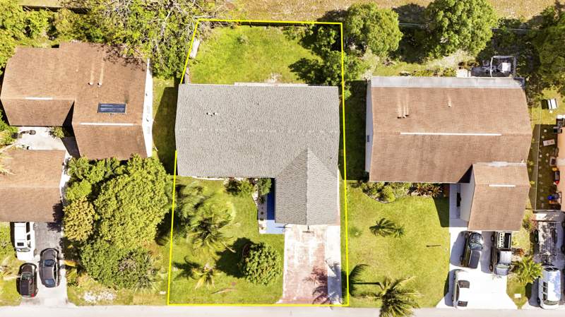 3 bedroom Single Family Residence at 3336 Ave Villandry, Chatelaine, Delray Beach — photo 4