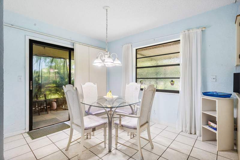 3 bedroom Villa at 5 Via De Casas Norte #5, Tradewinds At Dos Lagos Condo, Boynton Beach — photo 3
